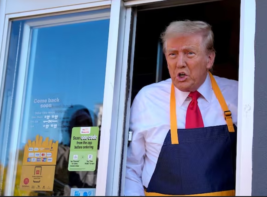 ¡MC DONALDS CONTRATA A TRUMP!