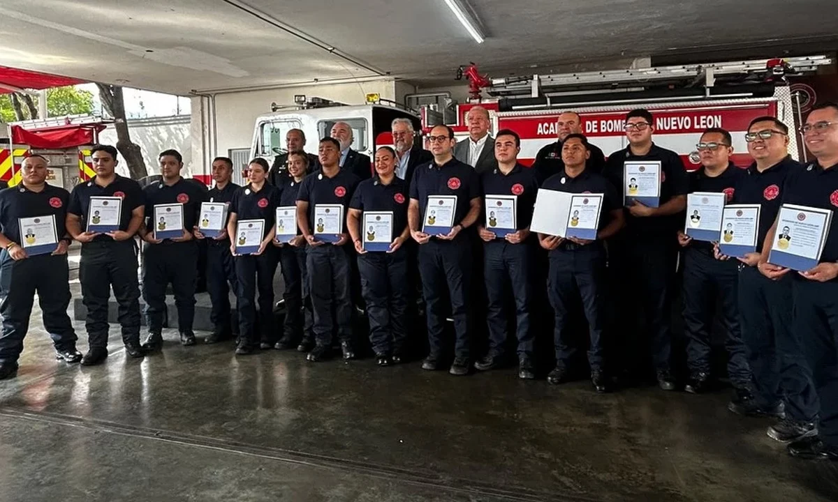 !15 NUEVOS BOMBEROS EN NUEVO LEÓN!