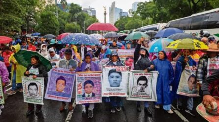 EXCOMANDANTE IMPLICADO EN CASO AYOTZINAPA ES LIBERADO