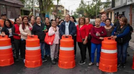 ANDRÉS MIJES ENTREGA OBRA VIAL A ESCOBEDO