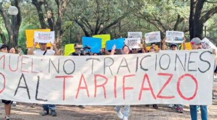 CIERRAN CALLES POR PROTESTAS ANTE ALZA AL TRANSPORTE PÚBLICO