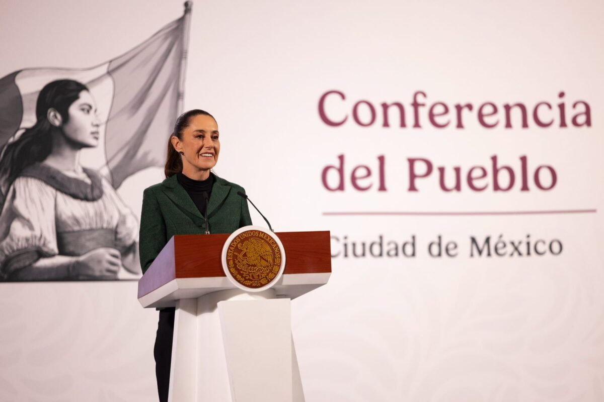 “LAS CENTROS DE SALUD DEL ISSSTE ESTARÁN MEJOR CON LA CLÍNICA ES NUESTRA” DECLARA CLAUDIA SHEINBAUM