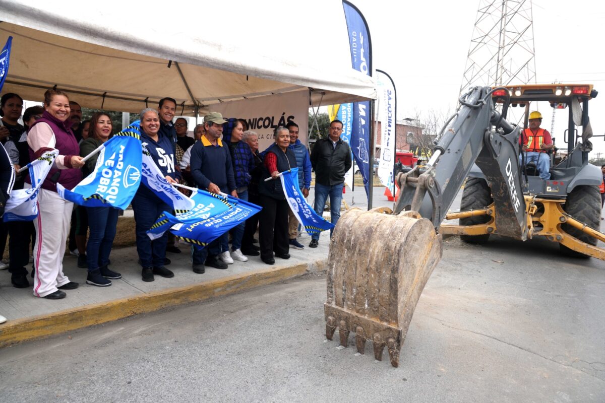 !ARRANCA EXCELENTE OBRA EN AV TLACHICUERIAS EN SAN NICOLÁS!