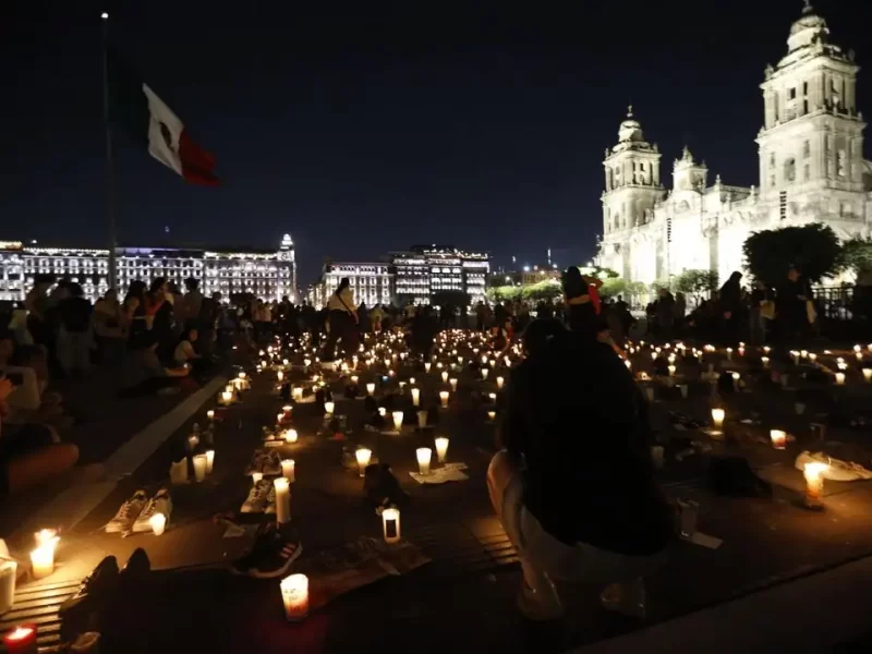 MÉXICO DE LUTO, MARCHAN CIENTOS, PIDEN SEGURIDAD