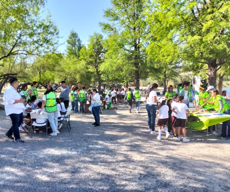 FERIA AMBIENTAL ORGANIZA UANL Y MONTERREY